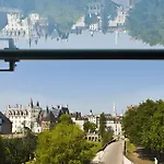 Lhotel - Face Au Chateau - Boutique Et Seminaires 3*