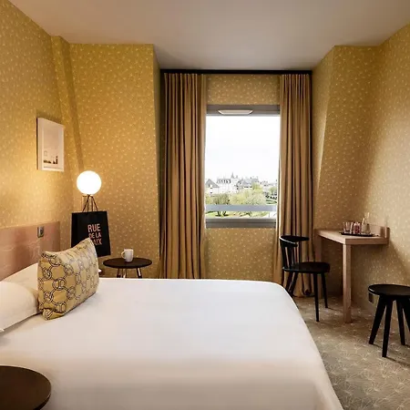 L'hotel 호텔
