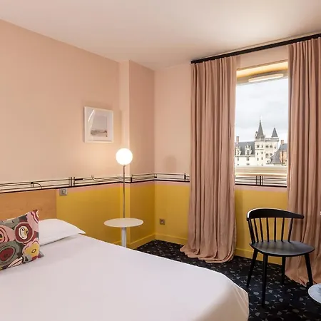 Hotel L'hotel Nantes