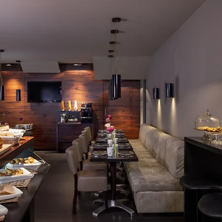 Hotel Lhotel - Face Au Chateau - Boutique Et Seminaires
