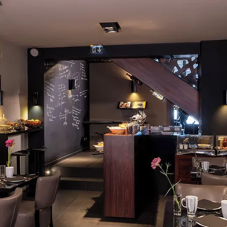 Lhotel - Face Au Chateau - Boutique Et Seminaires Ναντ