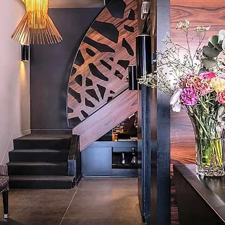 Lhotel - Face Au Chateau - Boutique Et Seminaires 3* Ναντ