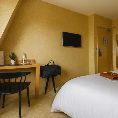 Otel Lhotel - Face Au Chateau - Boutique Et Seminaires Nantes