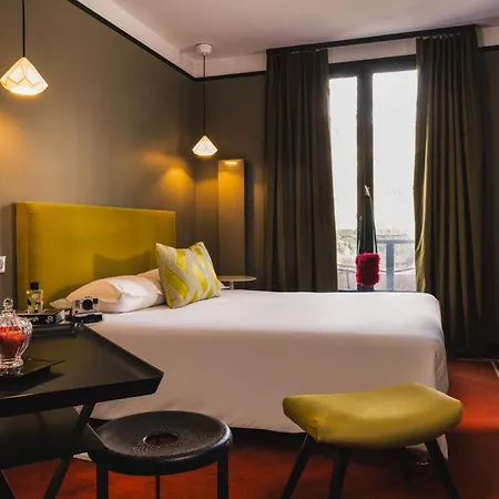 Otel Lhotel - Face Au Chateau - Boutique Et Seminaires 3*