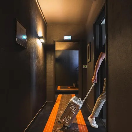 Lhotel - Face Au Chateau - Boutique Et Seminaires Ξενοδοχείο