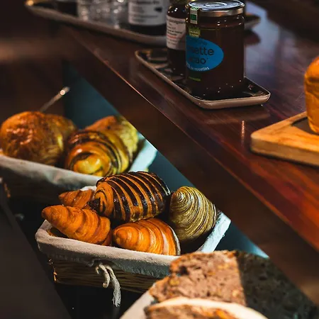 Lhotel - Face Au Chateau - Boutique Et Seminaires 3*