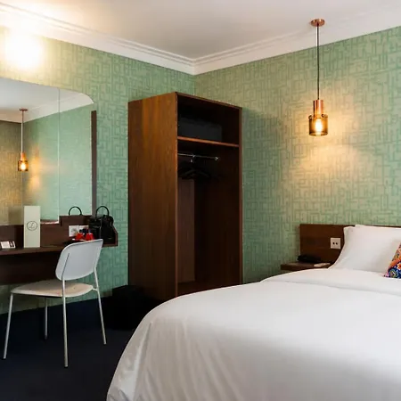 Lhotel - Face Au Chateau - Boutique Et Seminaires 3*