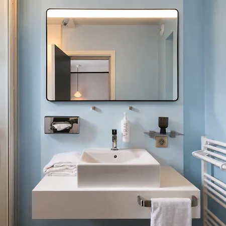 Ξενοδοχείο Lhotel - Face Au Chateau - Boutique Et Seminaires