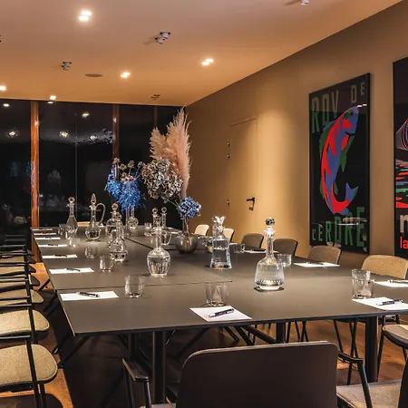 Lhotel - Face Au Chateau - Boutique Et Seminaires Ξενοδοχείο 3*