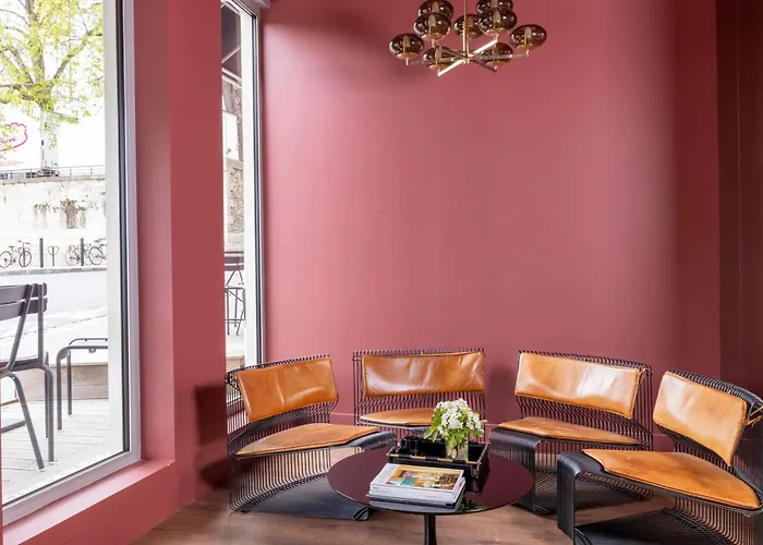 Lhotel - Face Au Chateau - Boutique Et Seminaires Hotel Nantes