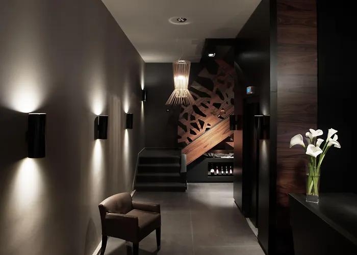 מלון Lhotel - Face Au Chateau - Boutique Et Seminaires