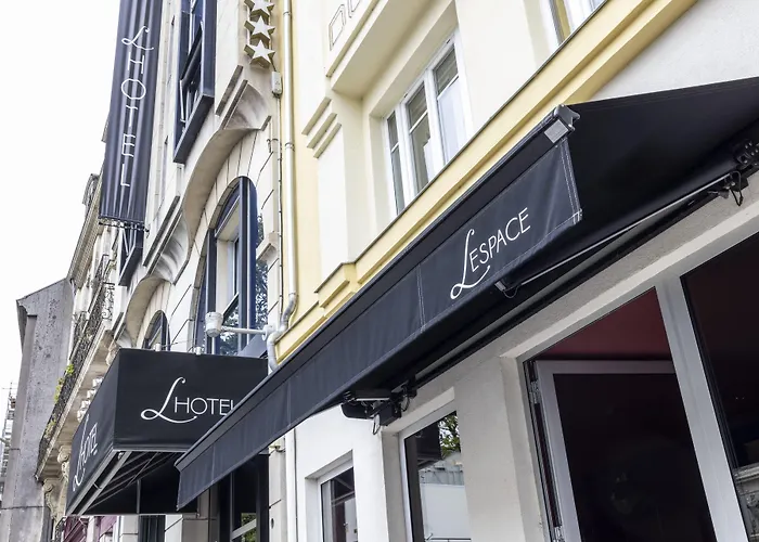 מלון Lhotel - Face Au Chateau - Boutique Et Seminaires 3*