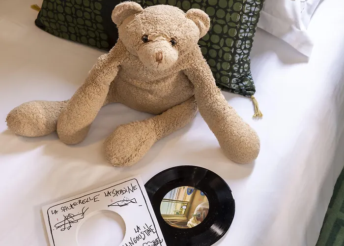 Hotel Lhotel - Face Au Chateau - Boutique Et Seminaires Nantes