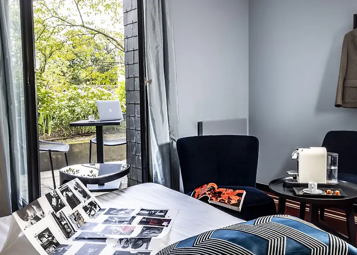 Lhotel - Face Au Chateau - Boutique Et Seminaires Nantes