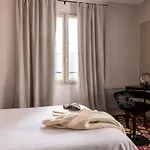 Hotel Lhotel - Face Au Chateau - Boutique Et Seminaires 3*