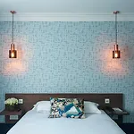 Lhotel - Face Au Chateau - Boutique Et Seminaires Szálloda 3*