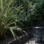 Lhotel - Face Au Chateau - Boutique Et Seminaires 3* Nantes