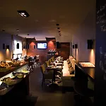 Hotel Lhotel - Face Au Chateau - Boutique Et Seminaires