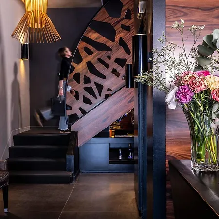 Lhotel - Face Au Chateau - Boutique Et Seminaires Szálloda Nantes