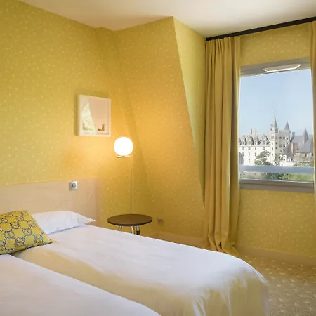 Lhotel - Face Au Chateau - Boutique Et Seminaires Nantes