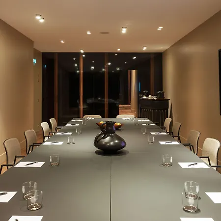 Lhotel - Face Au Chateau - Boutique Et Seminaires 3*